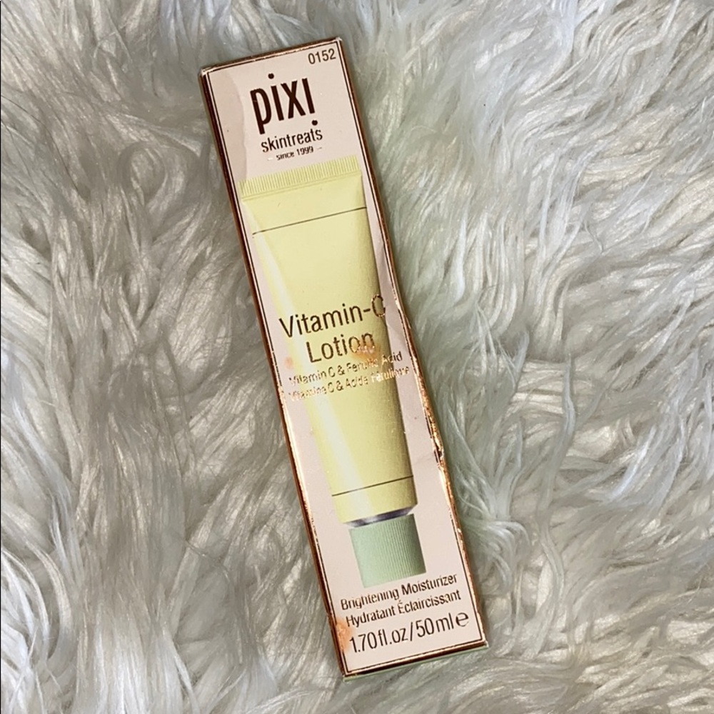 Pixi Skintreats Vitamin C lotion moisturizer